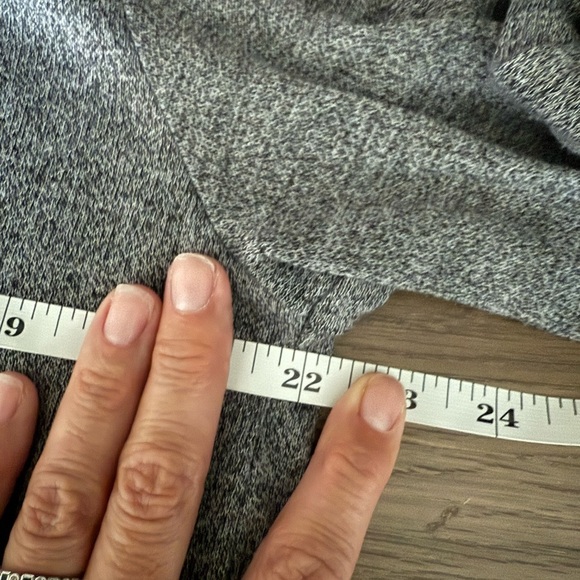 Johnnie-O 1/4 zip • Men’s Large - Picture 5 of 6